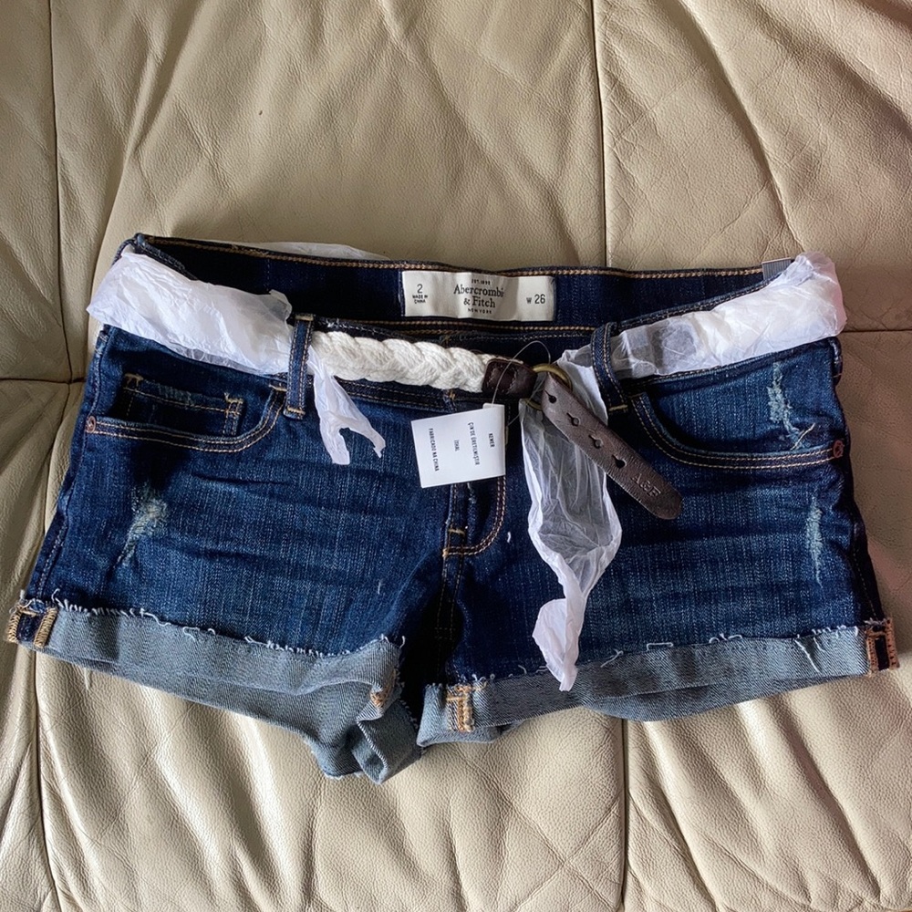 Abercrombie & Fitch Dark Demin Shorts w/Belt